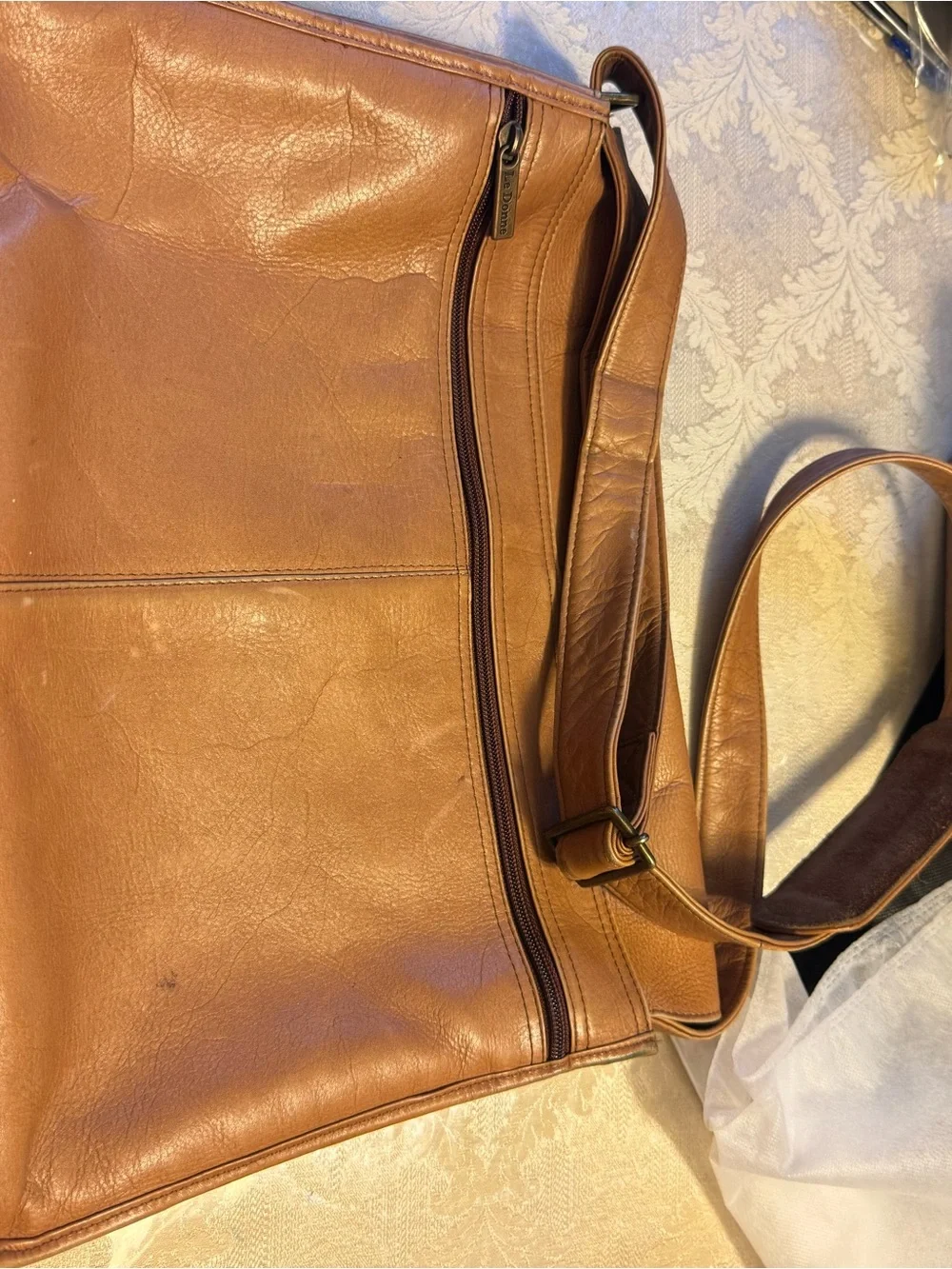 Le Donne Tan Genuine Leather Messenger Briefcase Laptop Bag